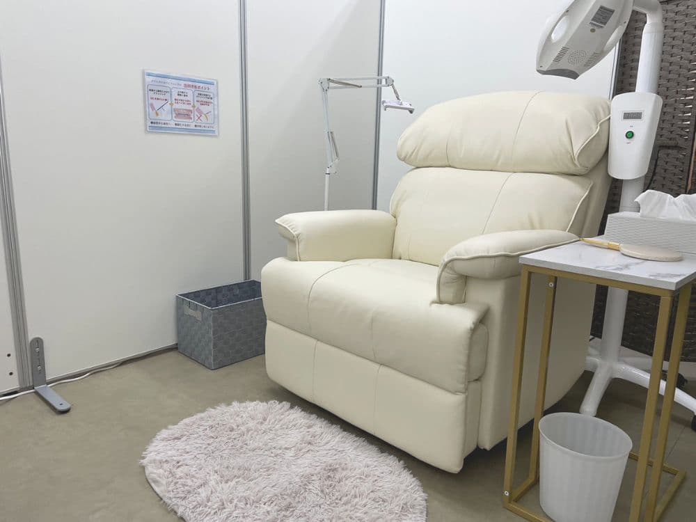 ホワイトニングサロンKiratt 高岡店　施術ルーム